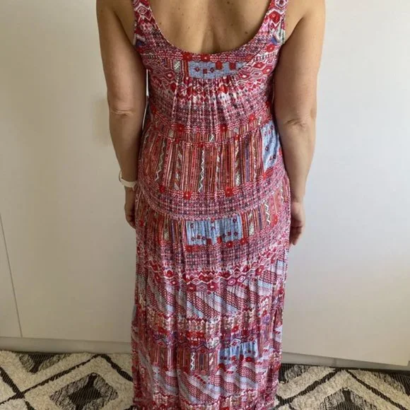 Size 10 FLOWER Red Maxi Boho Dress with Scoop Neckline - Picture 5 of 8